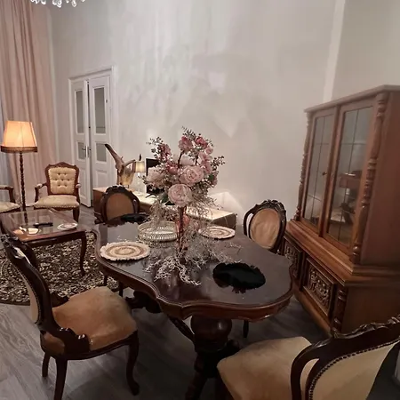Apartman Csaky Palace 1 *